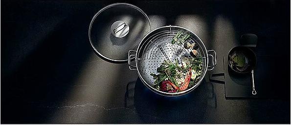 Produktbild WMF Wok Set 4tlg Wokpfanne 36cm 4,5l Glasdeckel Induktion Edelstahl (36.36 cm, Wok Pfanne, Edelstahl)