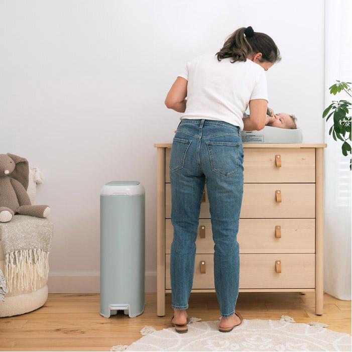 Actual product image Diaper Genie Nappy pail with foot pedal