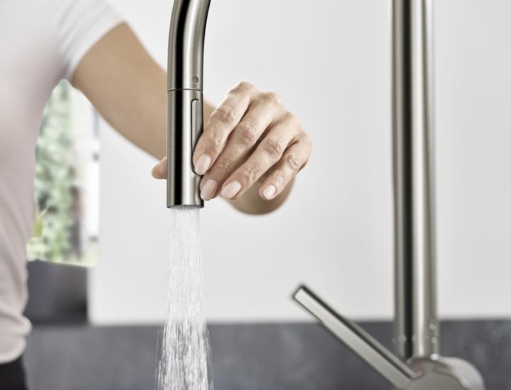 Actual product image hansgrohe HG single-lever sink mixer 210 TALIS M Pull-out spray stainless steel finish