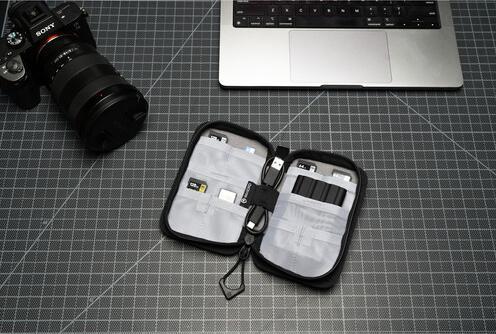 Actual product image Wandrd Memory Card Case, Black (Lens bag, 0.70 l)