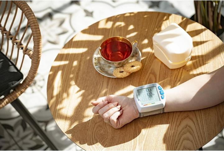 Actual product image Hi-tech medical ORO-SM2 COMFORT Blood Pressure Monitor Upper Arm Automatic (Blood pressure monitor upper arm)