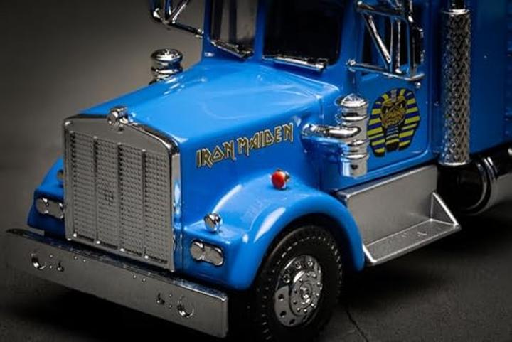 Produktbild Corgi Heavy Metal Trucks - Iron Maiden Powerslave