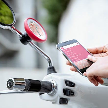 Actual product image TomTom Vio (2.40")