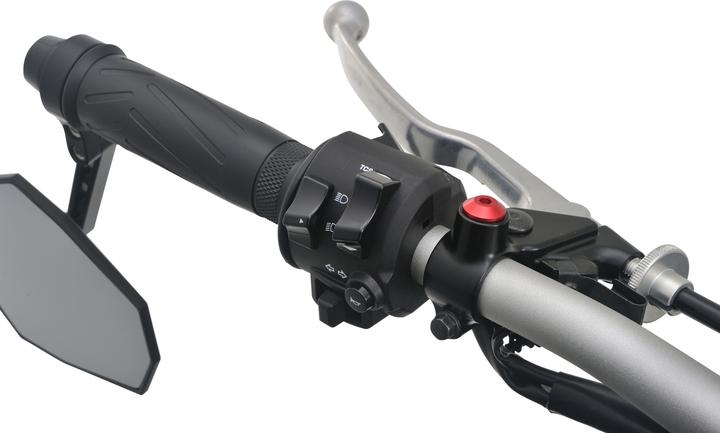 Immagine prodotto Daytona Tappo a vite in alluminio CNC anodizzato rosso F. Specchio M10 X P1.25 filettatura destra