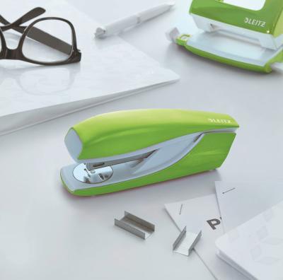Produktbild Leitz New NeXXt Serie Büroheftgerät (Metall) 5502 WOW (30 Blätter)