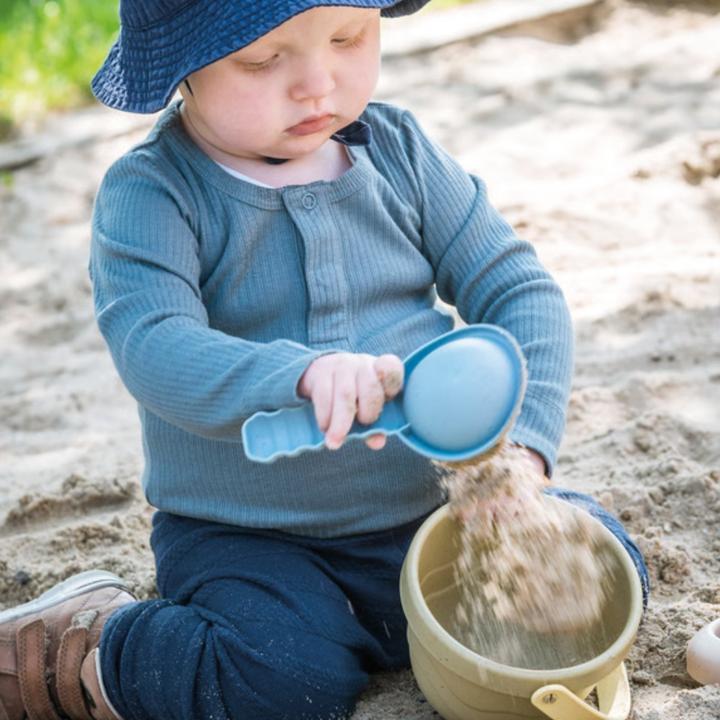 Actual product image dantoy organic sand bucket set