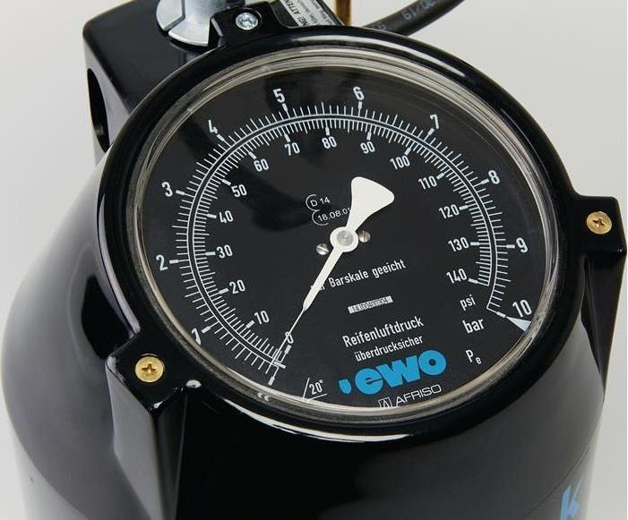 Actual product image EWO airquick level gauge calibrated, petrol station plug G 1/2a