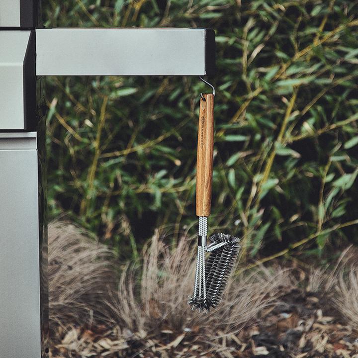 Immagine prodotto Burnhard Spazzola per barbecue in legno di acacia