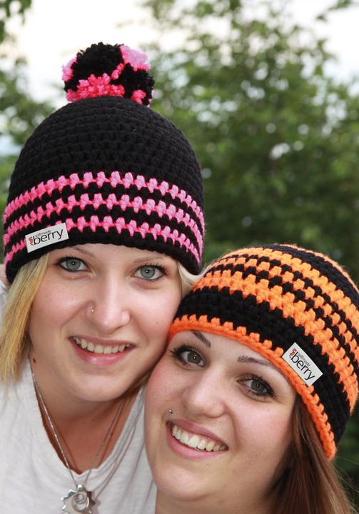 Actual product image Stafil Wool Berry 50gr.black (55 m)