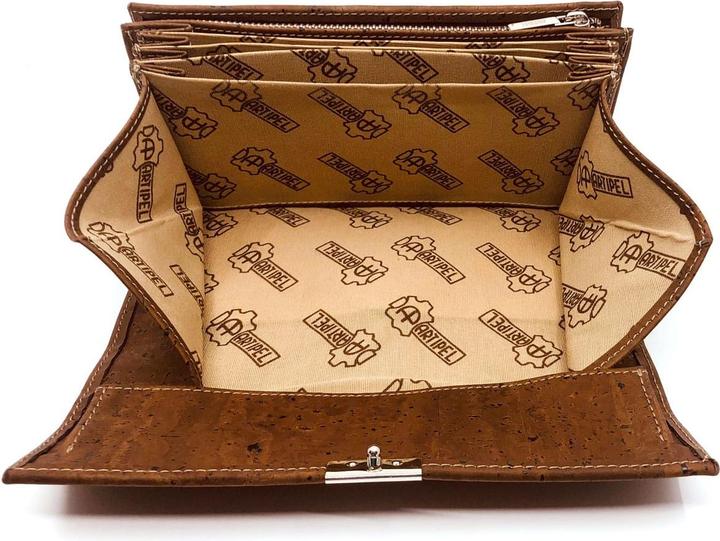 Actual product image Artipel Cork service wallet