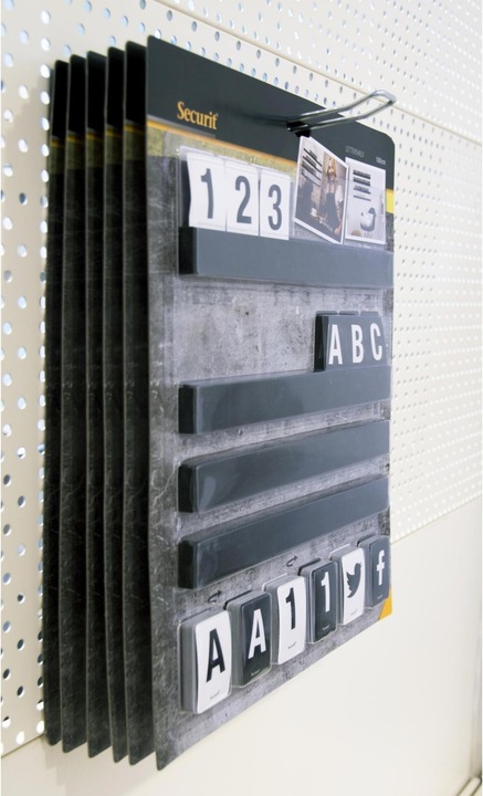 Produktbild Securit Buchstabenleiste schwarz (1.5 x 35.5 x 30 cm)