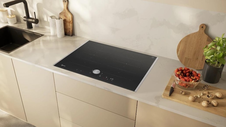 Produktbild Neff N 90, Induktionskochfeld, 70 cm, Schwarz, Mit Rahmen aufliegend, T67TTX4L0