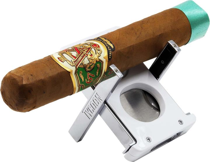 Actual product image Tycoon Multi Tool 4 in 1 White