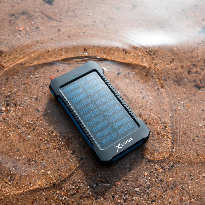 Produktbild Xlayer Powerbank PLUS Solar Black/Blue 8000mAh (8000 mAh, 5 W, 29.60 Wh)