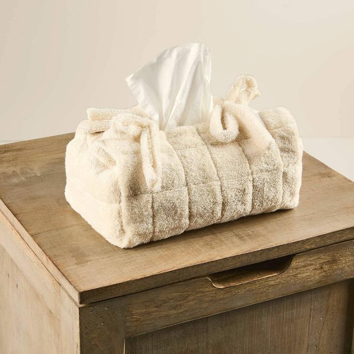 Actual product image Loberon Taschentuchbox Invarel creme