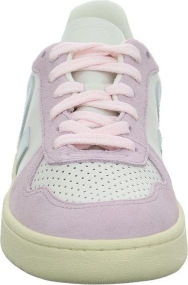 Actual product image Veja V-10 (37)