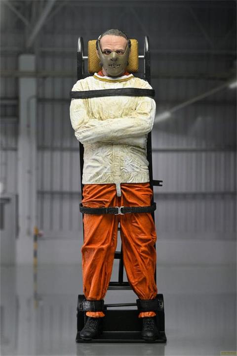 Actual product image Neca The Silence of the Lambs action figure Dr Hannibal Lecter (Masked) 18 cm