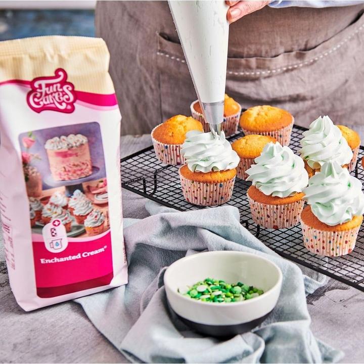 Produktbild FunCakes Mischung für Enchanted Cream (450 g)