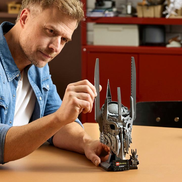 Immagine prodotto LEGO Il Signore degli Anelli: l'elmo di Sauron (11373, LEGO Icons)