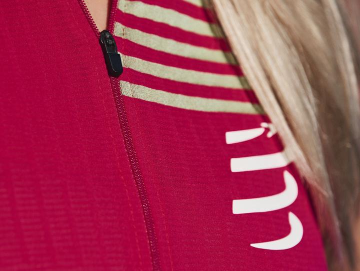 Actual product image Compressport Tri Postural Tank Top W (M)