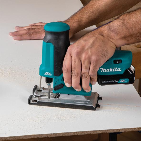 Produktbild Makita Akku-Pendelhubstichsäge inkl.