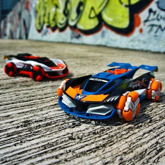 Productafbeelding Nikko 10201 Nano Omni X, Afstandbestuurbare RC Auto, Raceauto tot 14 km/u, Multidirectionele Wi...