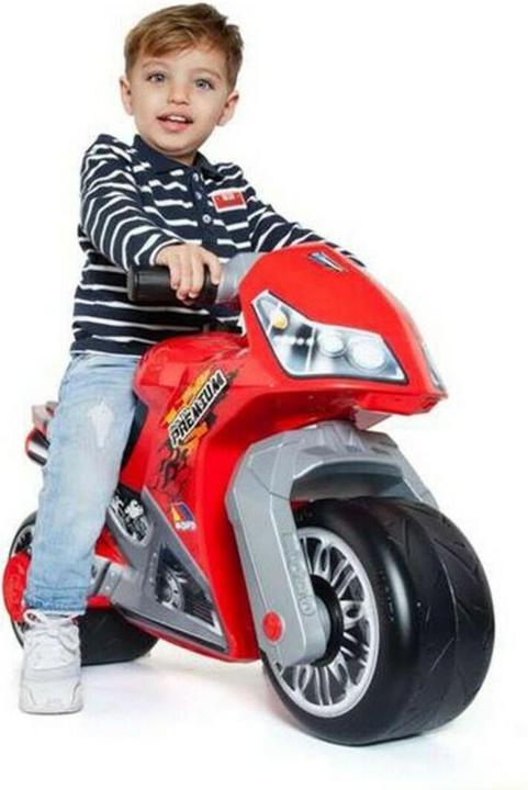 Actual product image Molto The balance motorbike is red