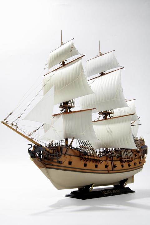 Actual product image Tamiya 1:72 Pirate Ship Black Swan