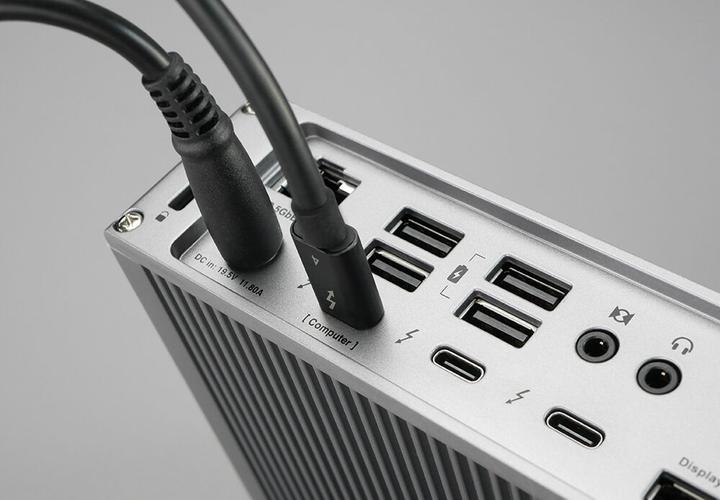 Produktbild CalDigit TS4 (Thunderbolt, 18 Ports)