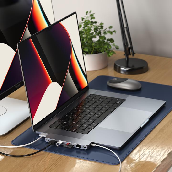 Produktbild Satechi Dual USB-C Pro Hub Max (USB-C, 7 Ports)