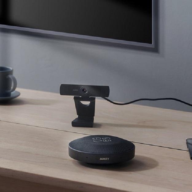 Produktbild Aukey Stream Talk