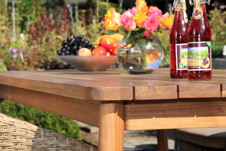 Produktbild Acamp Set 4x ATACAMA Armsessel teak + 1x ATACAMA Tisch Holz teak (180 x 90 x 76 cm)