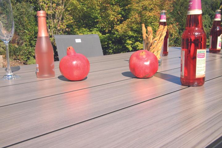 Produktbild Acamp BIARRITZ Gartentisch in edler Holzoptik