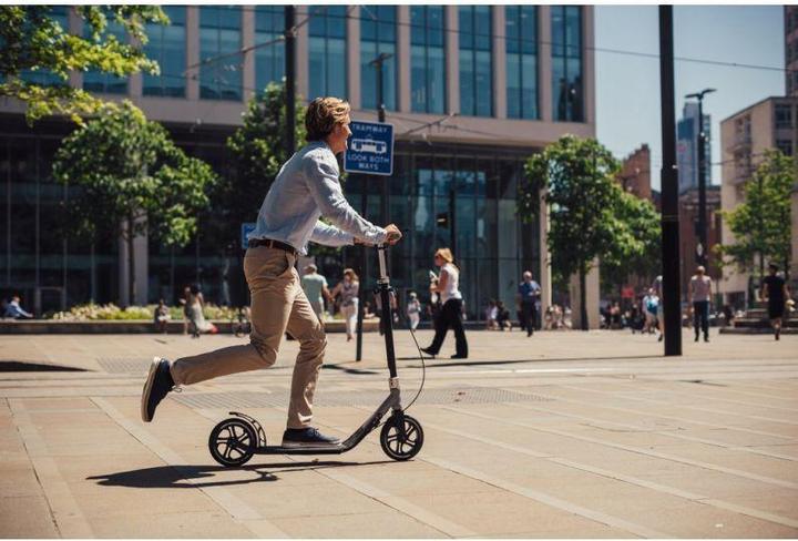 Actual product image Globber Cityroller One