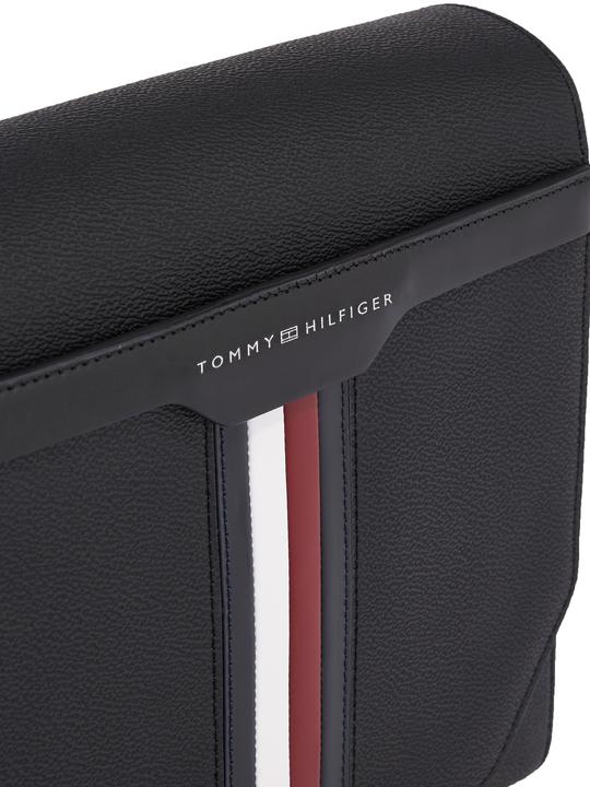 Actual product image MGA Messenger (5% leather, 95% Polyurethane)