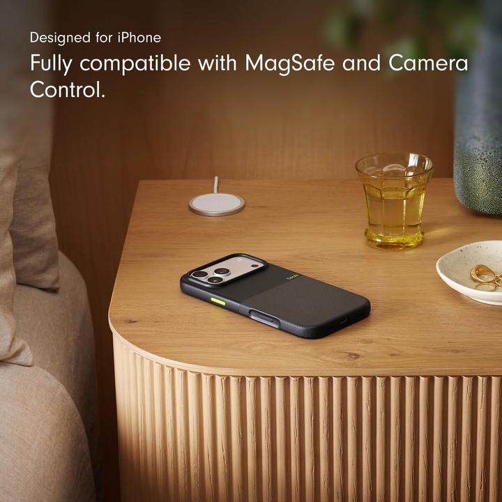 Actual product image Beats Rugged Case with MagSafe (Apple iPhone 17 Pro Max)