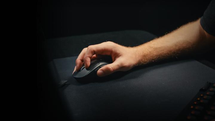 Image du produit Logitech Pro X Superlight 2c Compact (Filaire, Sans fil)