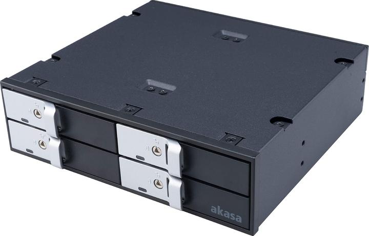 Actual product image Akasa Elite 5.25 inch drive frame for four 2.5 inch HDD/SSD