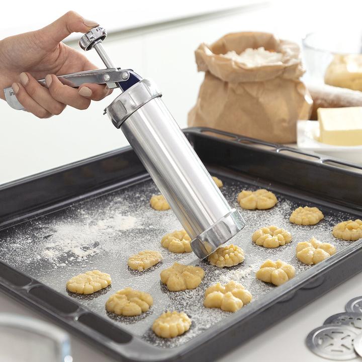 Immagine prodotto InnovaGoods Distributore di pasta per biscotti e pistola a spruzzo - 4 ugelli (Pressa per biscotti)