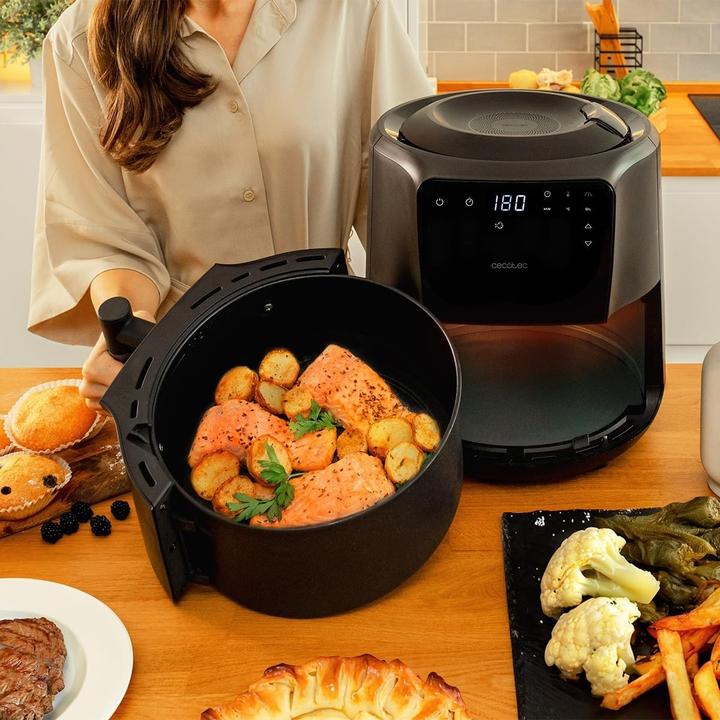 Immagine prodotto Cecotec Friggitrice ad aria senza olio con spruzzo automatico, controllo touchscreen, autopulizia, 8 menu
