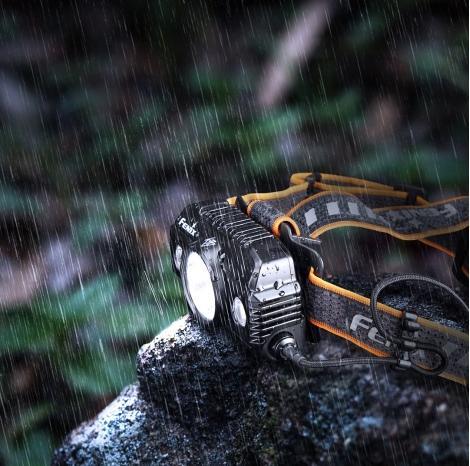 Immagine prodotto Fenix Hp30r V 2.0 (2000 lm)