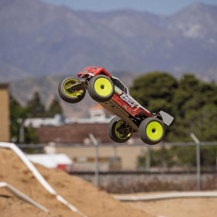 Actual product image Losi 8IGHT-XTE 1/8 4WD Sensored Brushless Racing Truggy RTR (RTR Ready-to-Run)