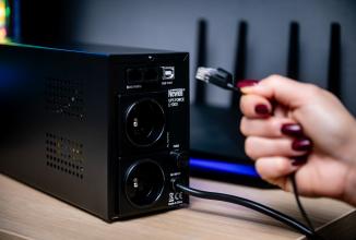 Image du produit Newell Force LI-1000 USV unterbrechungsfreie Stromversorgung (500 VA, 1000 W, Line-interactive Onduleur)