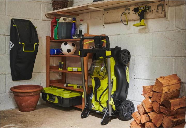 Actual product image Ryobi RY18 lmX40C-150 (Rechargeable battery operated)