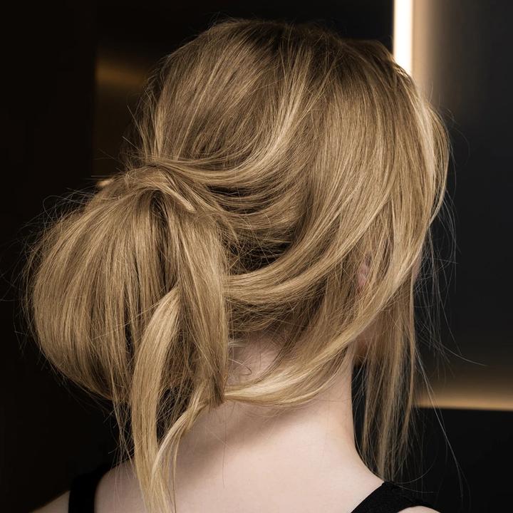 Produktbild Syoss Oleo Intense Hair Dye 7-10 Natural For light hair (7-10 Natural)