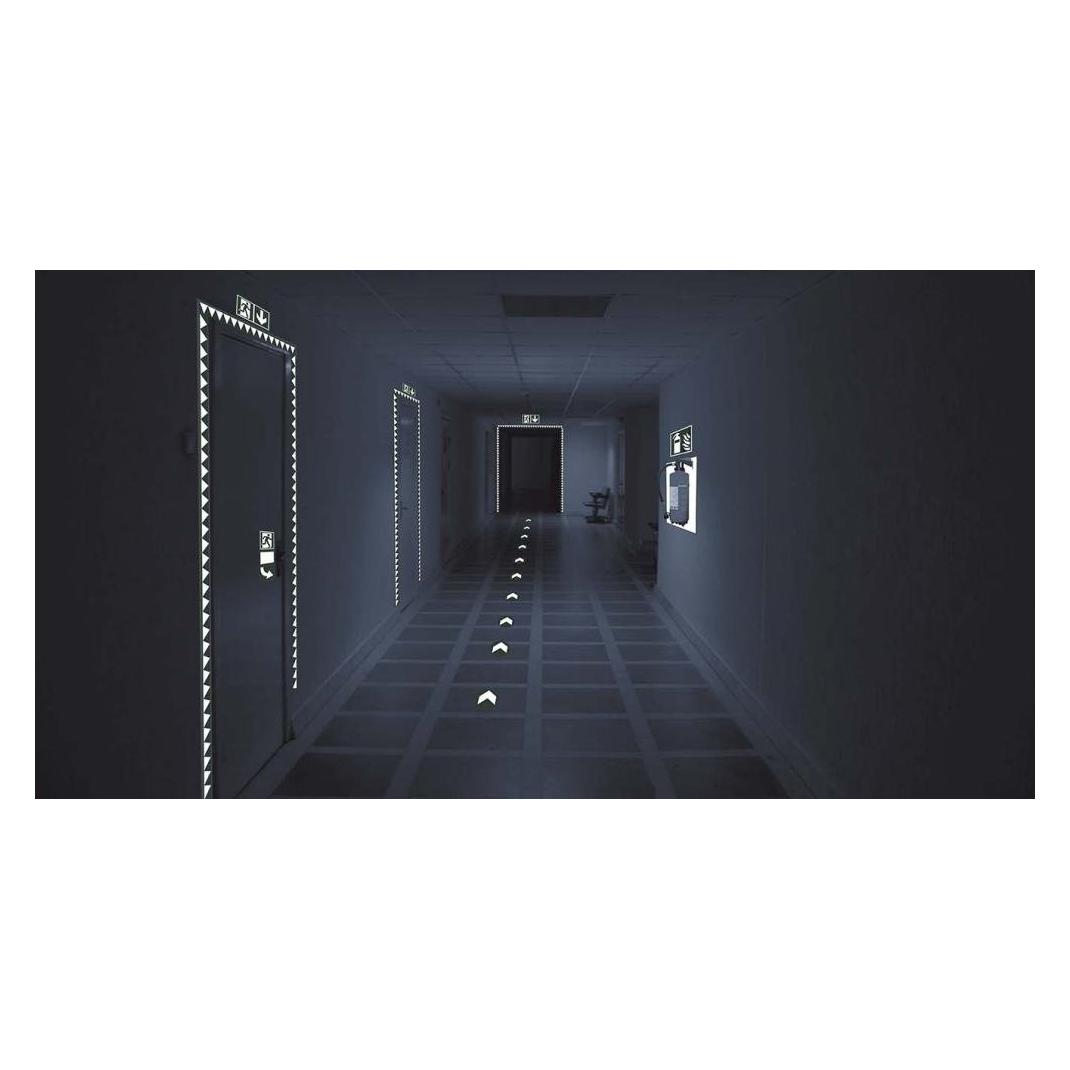 Adesivo Uscita Di Sicurezza Fotoluminescente 15x15 Cm – König, Norme DIN EN ISO 7010, Per Interni/esterni