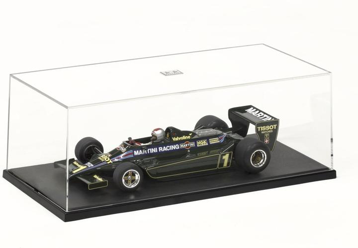 Actual product image Tamiya Display showcase