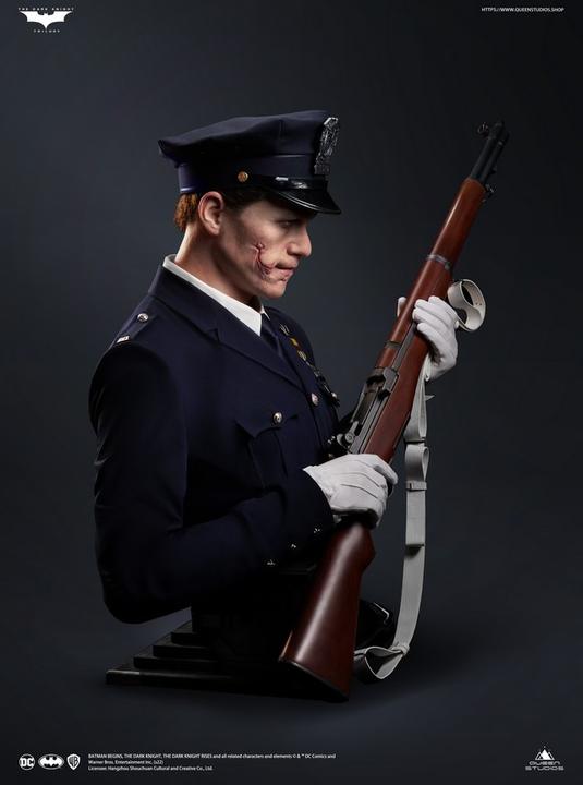 Actual product image Queen Studios The Dark Knight Bust 1/1 The Joker (Police Uniform) 87 cm