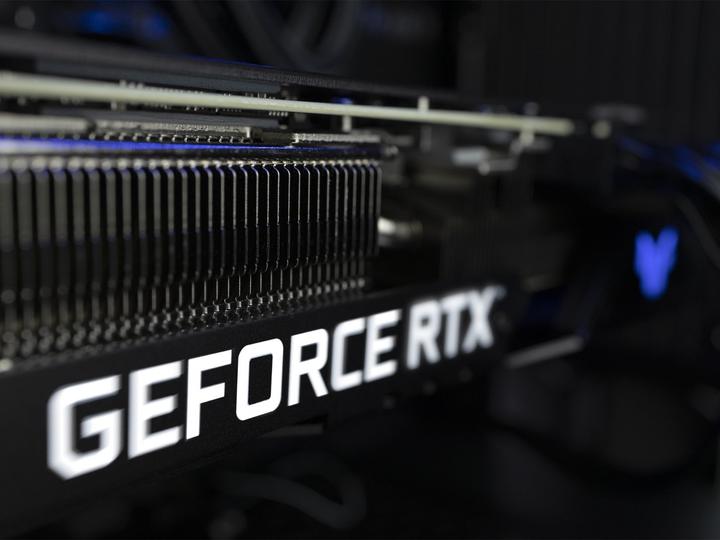 Actual product image Joule Performance eSports RTX4080 I7 (2000 GB, 32 GB, Intel Core i7-13700K, GeForce RTX 4080)