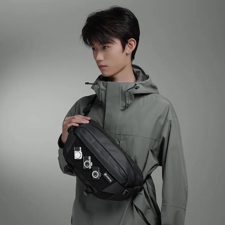 Actual product image Ulanzi AB02 Outdoor Messenger Bag 9L (9 l)